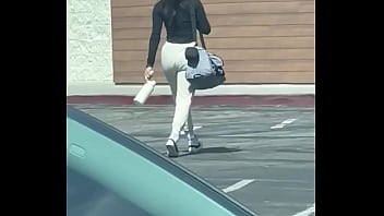 Young girl with jiggly ass walking