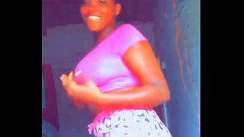 Pono Global - Accra girl shows body dancing with big booty and attractive shape