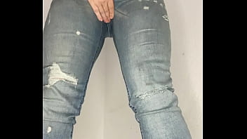 Cat Tinkles pisses her jeans