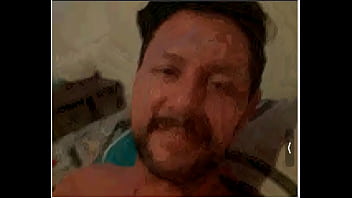Sé_bastien Lozano se masturba todos los dí_as ante la webcam
