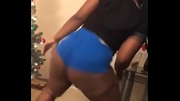 Big black ass Diamond twerking